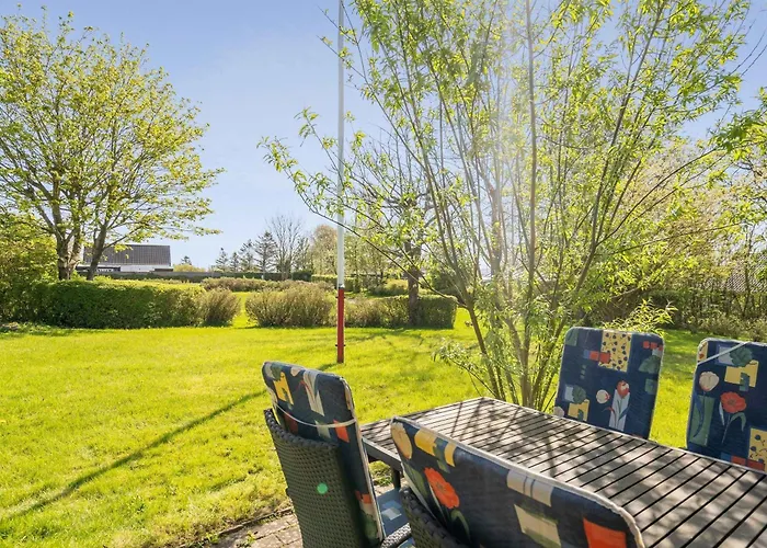 Cozy Close To The And Attractions Holiday home